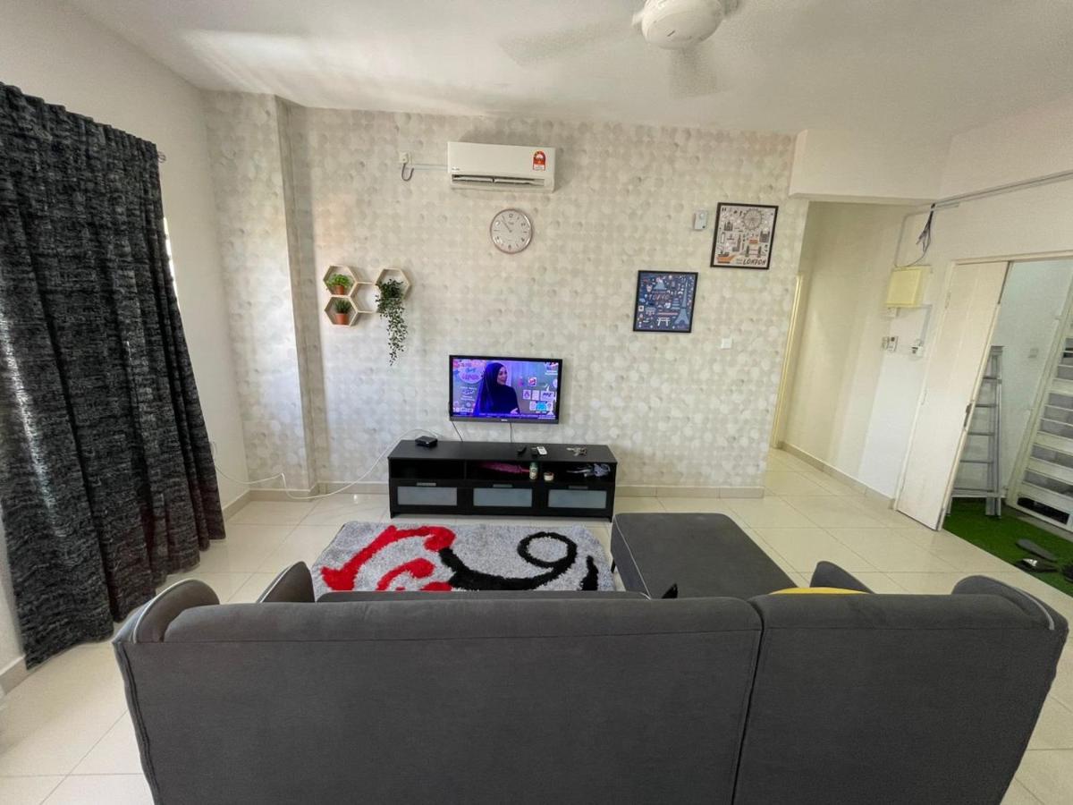 Apartemen 1000 m² dengan 3 kamar tidur dan 2 kamar mandi pribadi di Batu Burok Kuala Terengganu Bagian luar foto