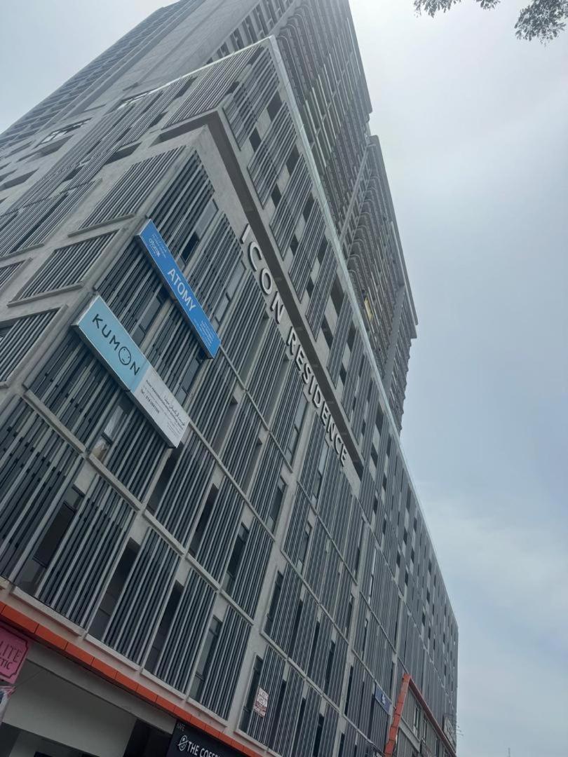 Apartemen 1000 m² dengan 3 kamar tidur dan 2 kamar mandi pribadi di Batu Burok Kuala Terengganu Bagian luar foto