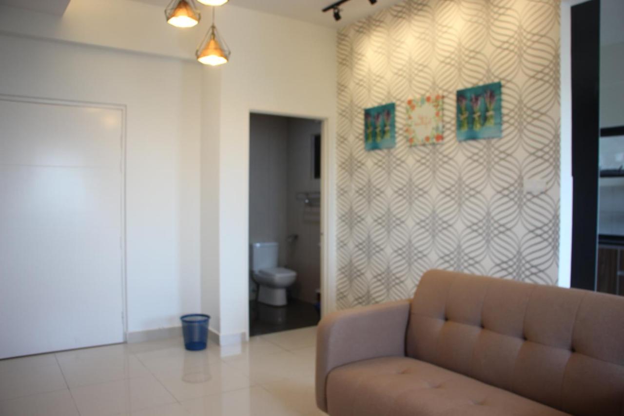 Apartemen 1000 m² dengan 3 kamar tidur dan 2 kamar mandi pribadi di Batu Burok Kuala Terengganu Bagian luar foto
