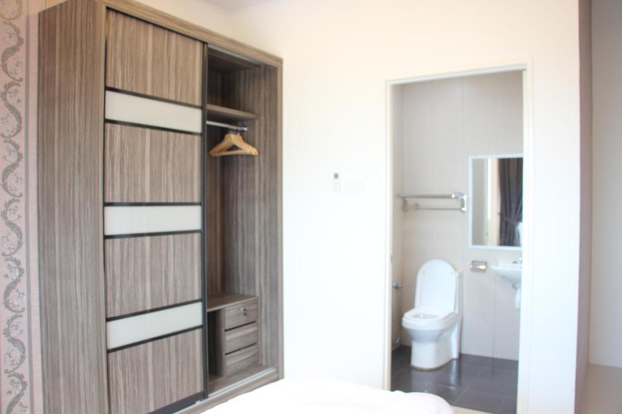Apartemen 1000 m² dengan 3 kamar tidur dan 2 kamar mandi pribadi di Batu Burok Kuala Terengganu Bagian luar foto