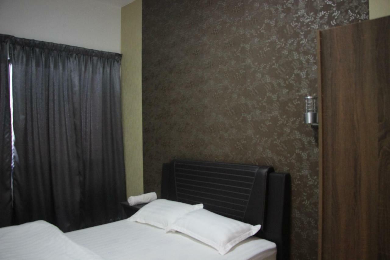 Apartemen 1000 m² dengan 3 kamar tidur dan 2 kamar mandi pribadi di Batu Burok Kuala Terengganu Bagian luar foto